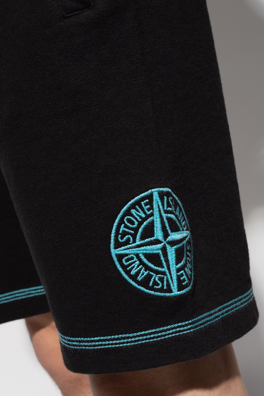 Stone Island Logo-embroidered shorts